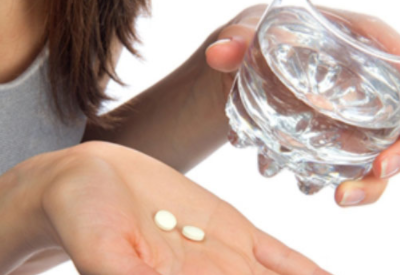 全自動白帶免费深夜福利APP提醒女性朋友在使用避孕藥的時候要謹慎